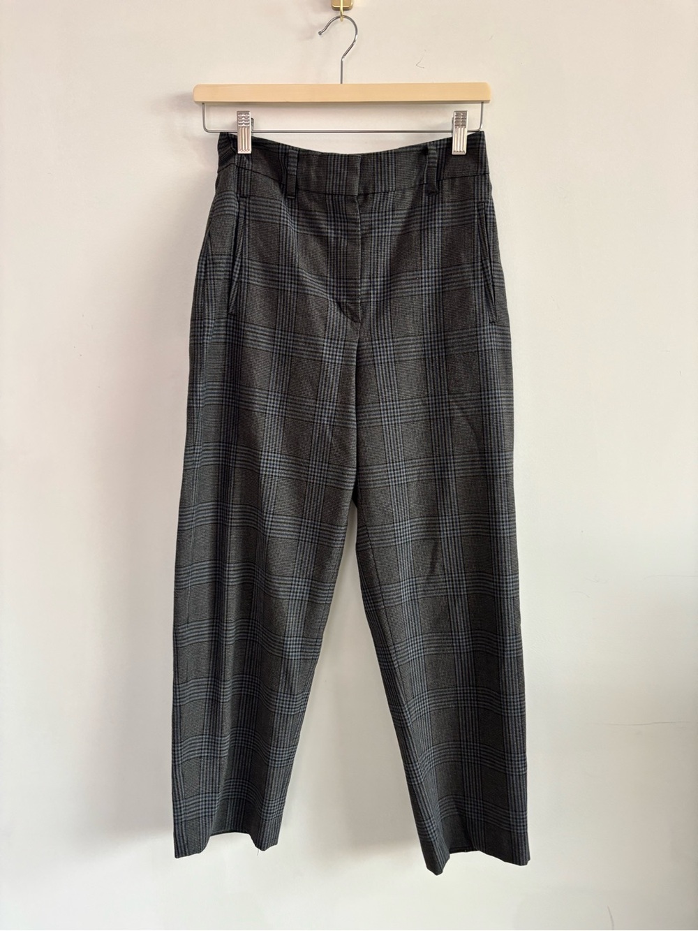 Classic Neutral Wilfred Women’s Gray Glen Plaid Tailored Dress Pants- Size 4